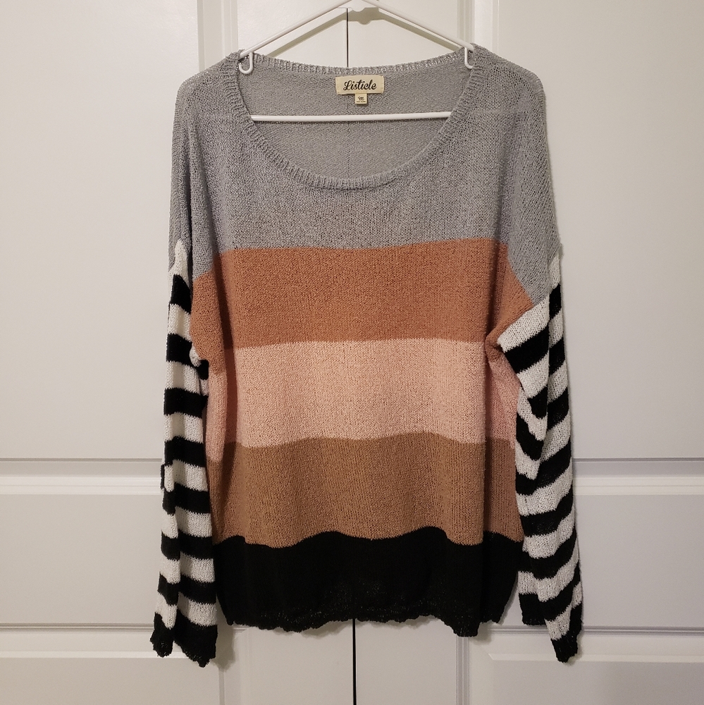 Listicle Medium (M) Long-sleeved Lightweight Sweater
